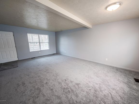 3rd image of 615 Harriet Ave