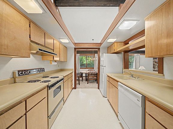 4th image of 36 Graeagle Meadows Rd
