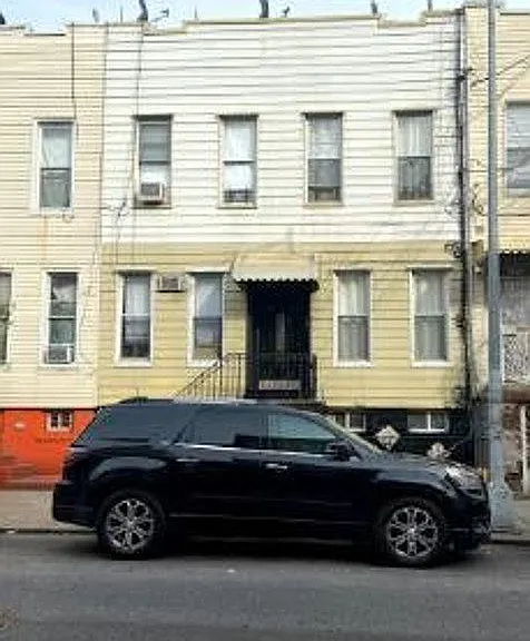 37-30 103rd St #E2 — Photo 11
