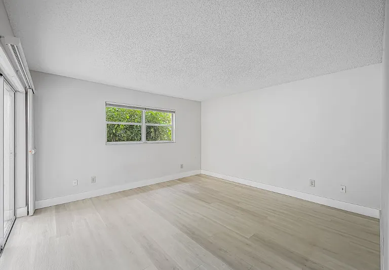 1201 Solana Rd — Photo 14