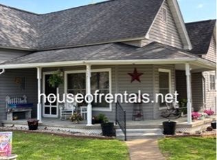 502 Onley St, Carterville, IL 62918