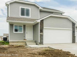 1409 NW Sunset Ln, Grimes, IA 50111