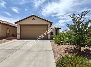 7926 S Golden Bell Dr, Tucson, AZ 85747