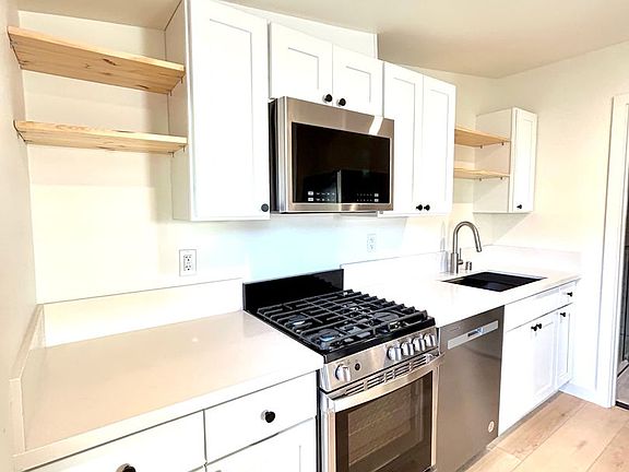 2nd image of 510 Chapala St APT 11