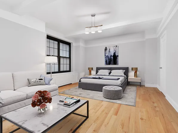 1 University Pl, New York, NY