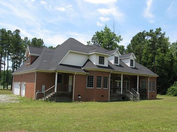 2nd image of 136 Elwyn Dr
