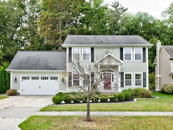 1542 Minnesota Ave, Marysville, MI 48040