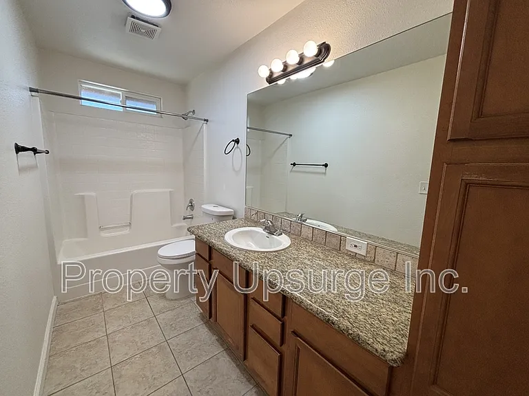 3745 Silvario Ct — Photo 3