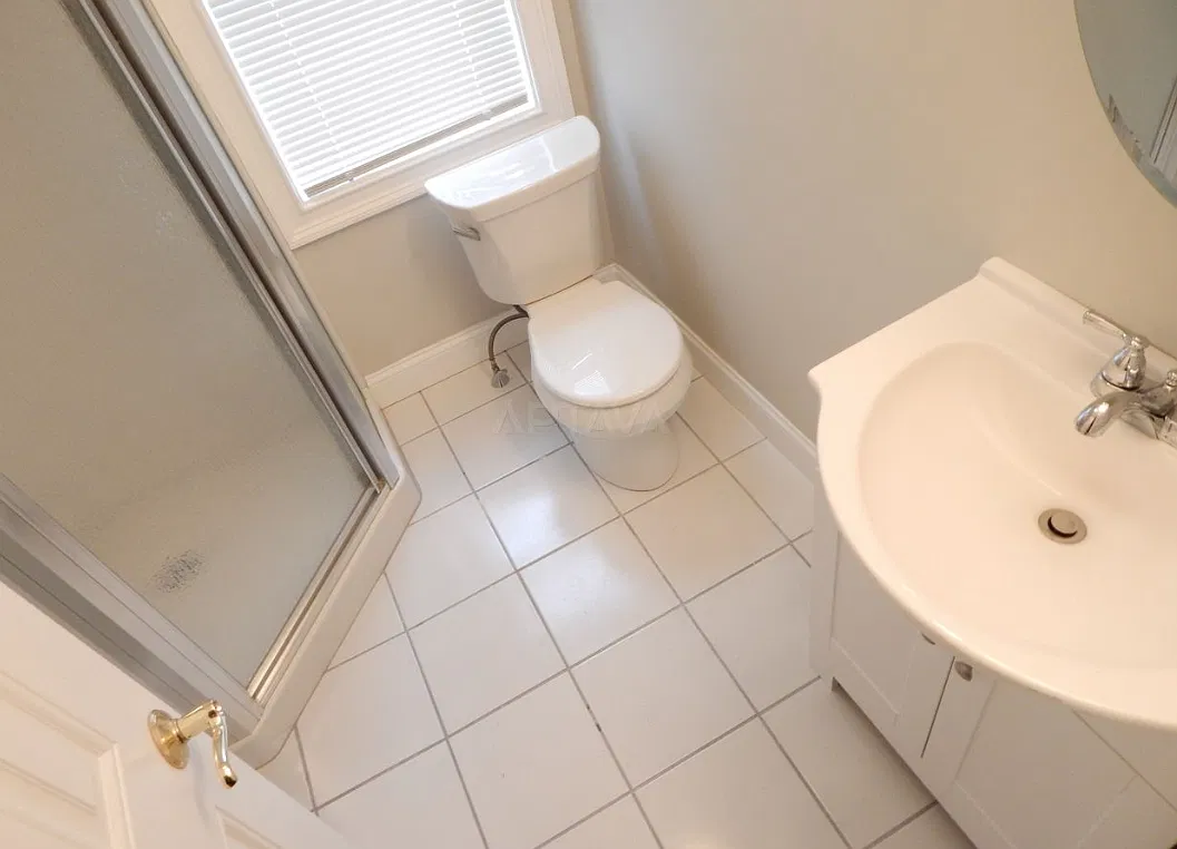 3 bed, $2,800 — Photo 3
