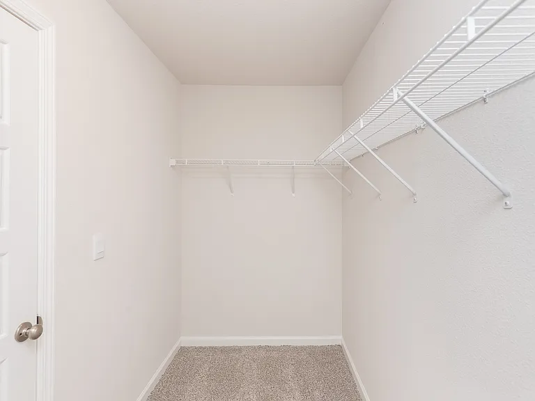 5720 Blackhorse Cir — Photo 12