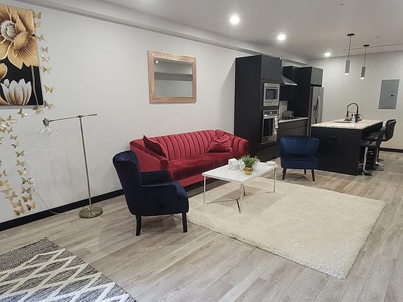 4th image of 2020 Dreer St #X06