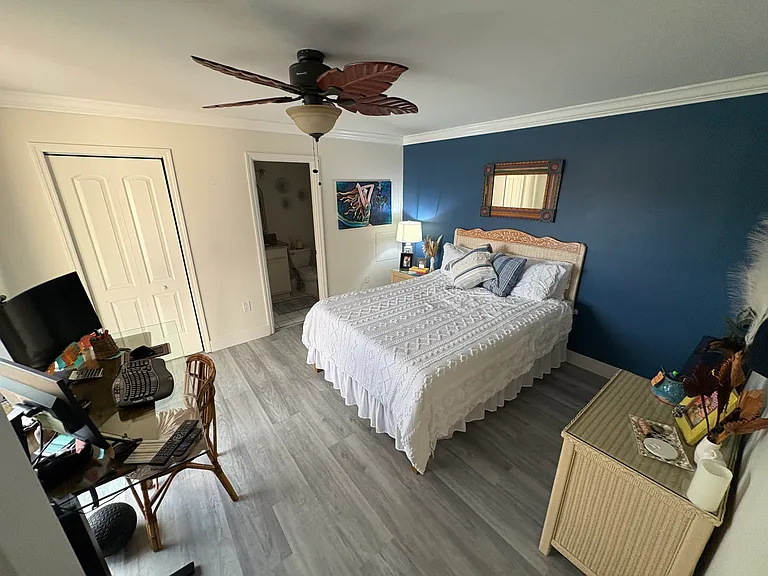 180 Lake Point Ln #180 — Photo 16