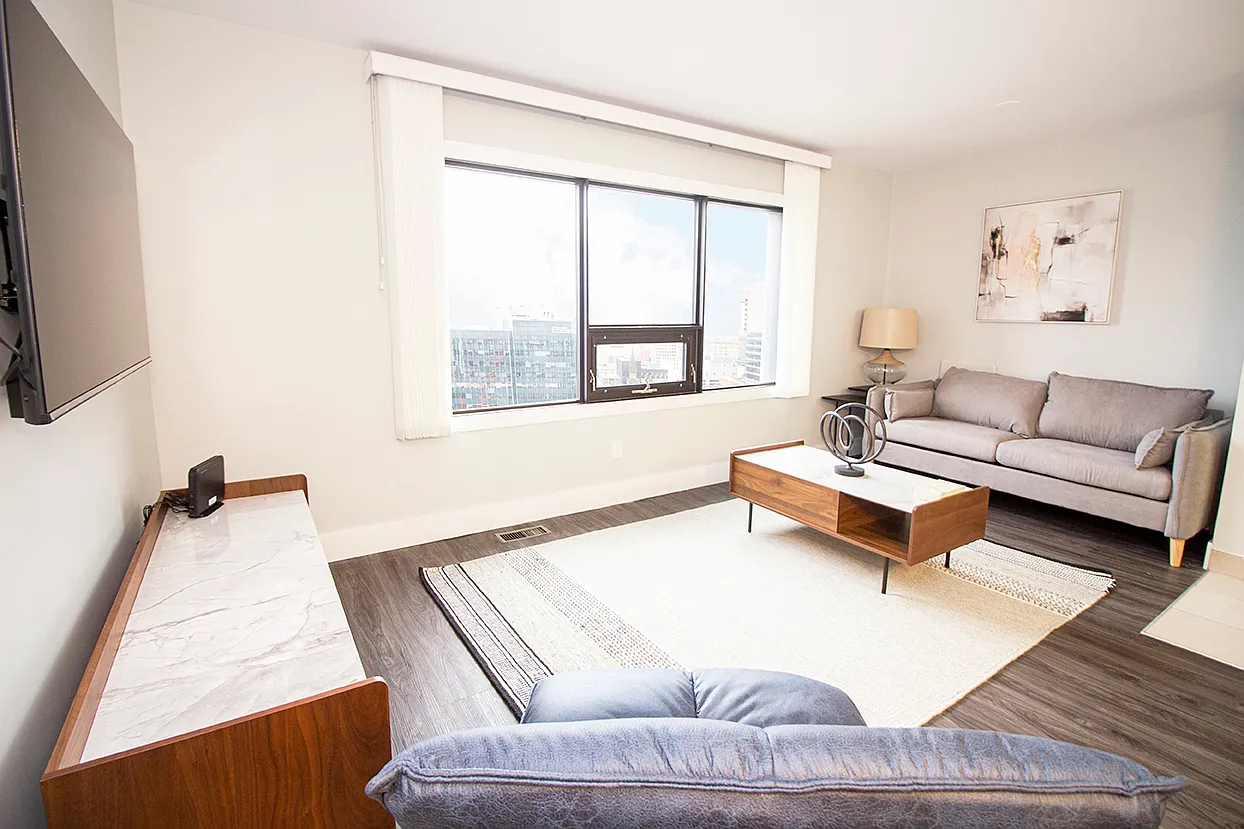 190 Smith Apartment Suites — Photo 4