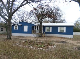 6112 Hickory Ln, Mabank, TX 75156