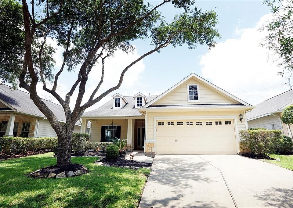 1st image of 4422 Sherwood Green Ct