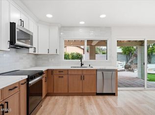1865 S Ash, Mesa, AZ 85202