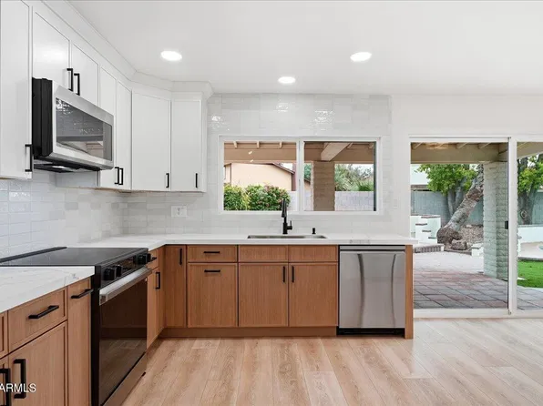 1865 S Ash, Mesa, AZ 85202
