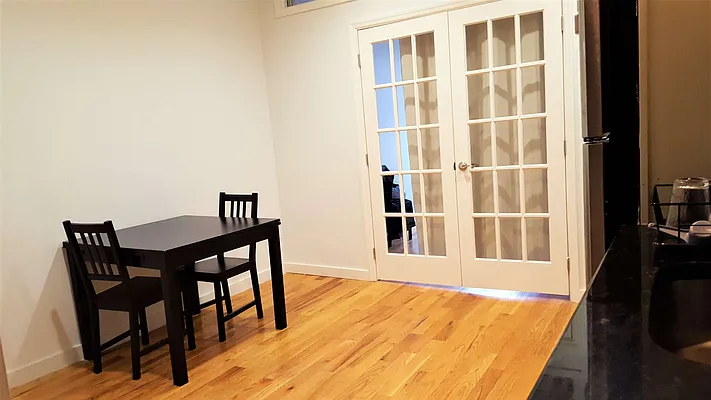 Rented by Rennit Inc. | media 4