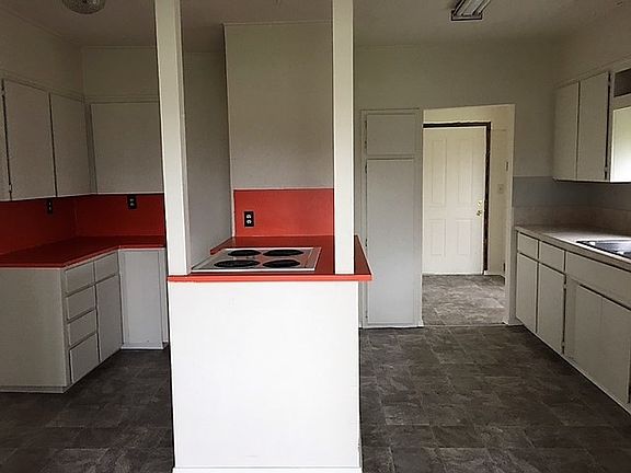 4th image of 1512 Yelm Ave W