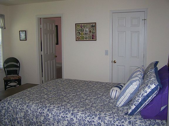 Relax & Retreat to your master bedroom!