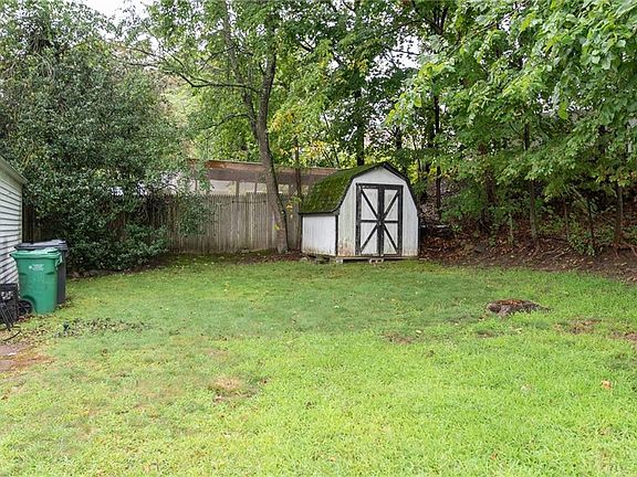 5th image of 28 Hayward Rd
