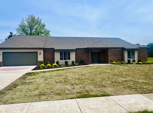 27155 Lanse Creuse St, Harrison Township, MI