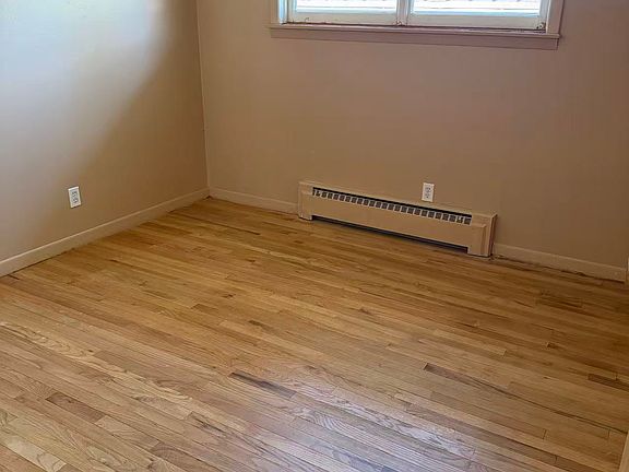 4th image of 406-408 N West St