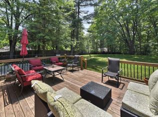 281 Glenwild Ave, Bloomingdale, NJ 07403