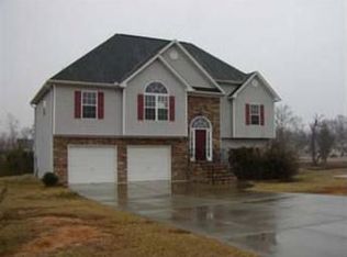 135 Magnolia Dr SE, Calhoun, GA 30701