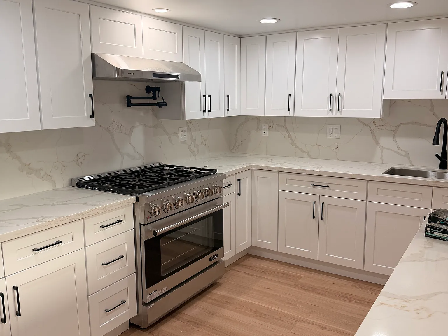 5 bed, 2220 sqft, $5,500 — Photo 4