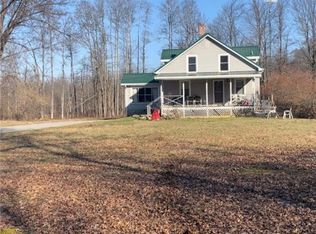 105 Sunset Rd, Grove City, PA 16127