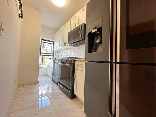 Rented by Northside Plaza Inc. | media 10