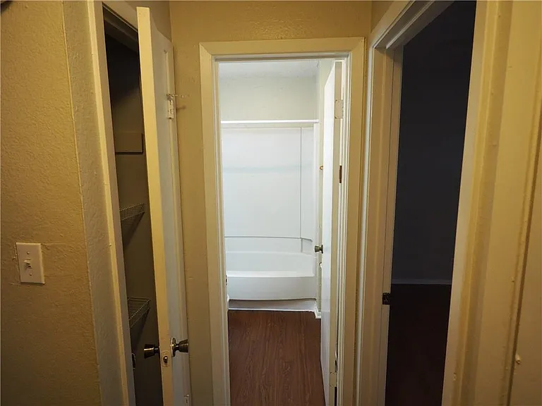 4303 Acropolis Ct #D — Photo 12