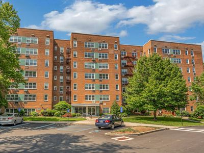 98 DeHaven Drive #1F, Yonkers, NY, 10703