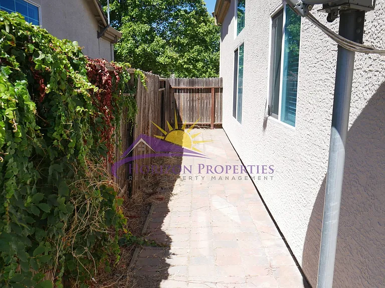 8893 Carmel Plaza Way — Photo 23