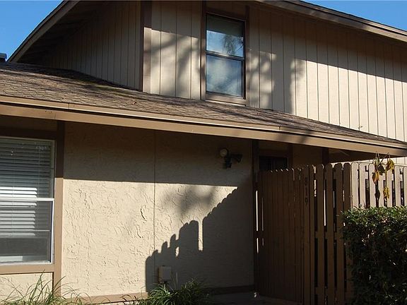 4th image of 819 Antler Ct