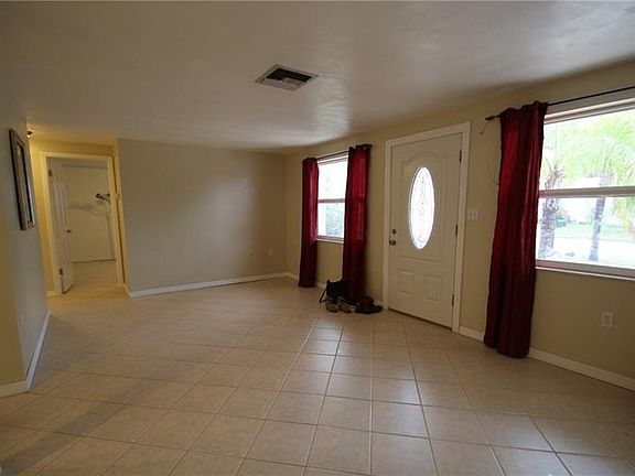 2nd image of 1043 Maybury Dr