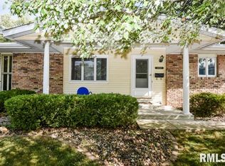 2001 W Northmoor Rd, Peoria, IL 61614