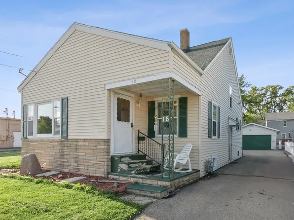 18 Sterling Ave, Oshkosh, WI 54901