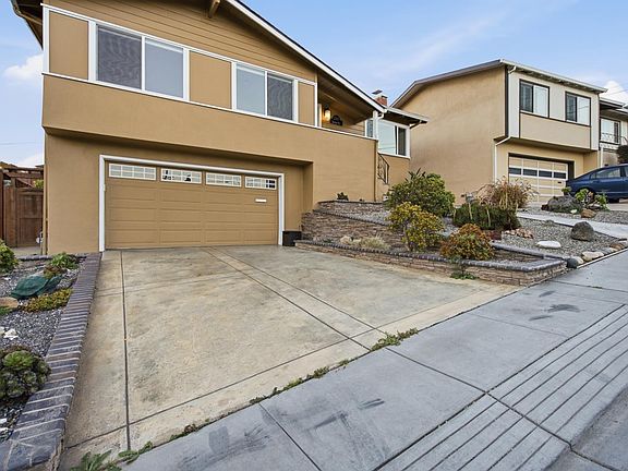 3rd image of 2715 Concord Way