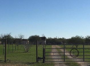 40315 Dusek Ln, Hempstead, TX 77445