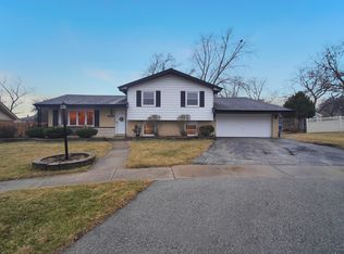 10456 S Stowe Ct, Palos Hills, IL