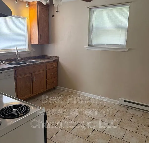4683 Cary Ln — Photo 8