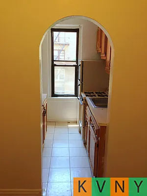 Rented by KVNY Soho | media 17