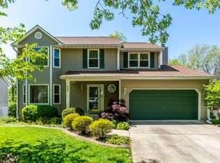 885 Ridgebrook Rd, Lexington, KY 40509