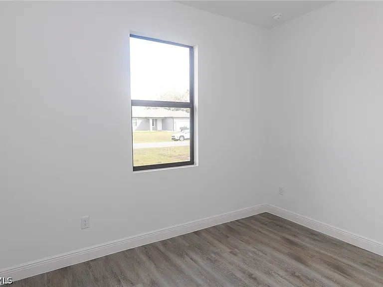 8009 Cod Ct — Photo 24
