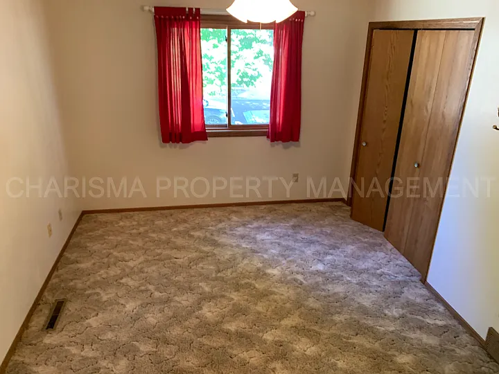 2509 S Groveland Ave — Photo 15