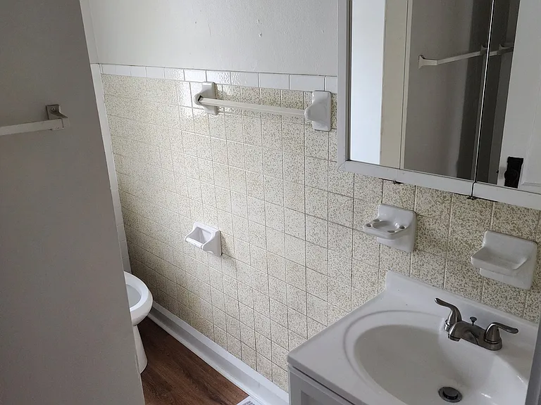 850 Woodrow Ave #MAIN — Photo 11