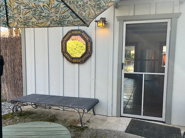 Oak Park Ave — Photo 16