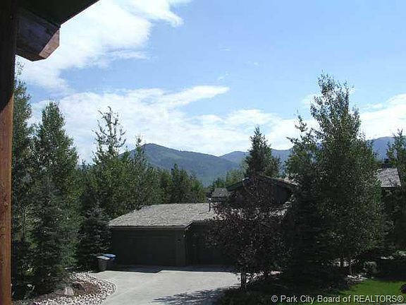 5th image of 5106 N Meadows Dr